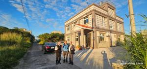 Tòa nhà nơi nhà khách tọa lạc