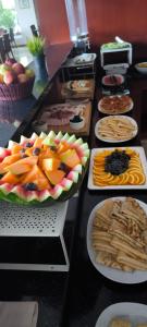 Jídlo v apartmánu nebo okolí + 23 fotografií