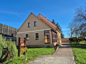 Tòa nhà nơi căn hộ tọa lạc