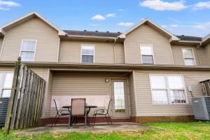 Tòa nhà nơi nhà nghỉ dưỡng tọa lạc