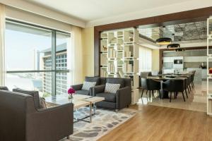 Posezení v ubytování Le Meridien City Centre Bahrain