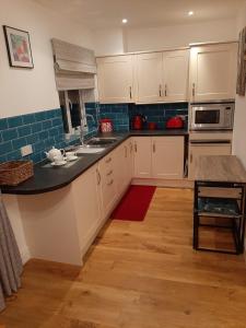 Fotografie z fotogalerie ubytování Stylish boutique annexe nestled in Bloxham village v destinaci Bloxham