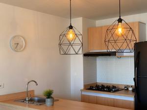 Nhà bếp/bếp nhỏ tại Elegante Loft Céntrico con Balcón