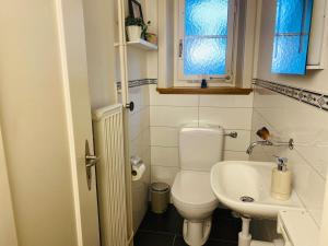 Et badeværelse på Cara Nima Schwyz + 32 billeder