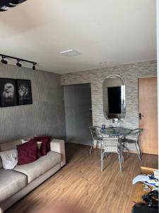 Et tv og/eller underholdning på Casa cidade universitária