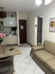 Køkken eller tekøkken på Duplex em Praia do Forte a 50m da vila