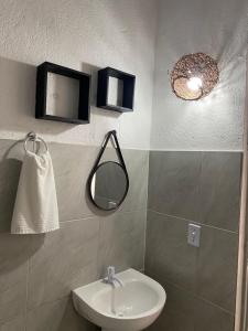 Et badeværelse på Residencial Girassol Outeiro + 34 billeder