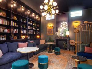 Et opholdsområde på Mercure Nantes Centre Passage Pommeraye