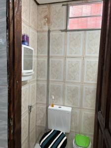 Phòng tắm tại Casa com dois quartos no bairro Aliança com Deus +2 ảnh