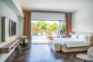 TV a/nebo společenská místnost v ubytování Barley House Hotel, Trademark Collection by Wyndham