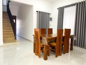 Khu vực ghế ngồi tại Charming Retreat