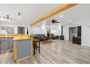 Kuchyň nebo kuchyňský kout v ubytování Ponderosa Hideaway-ATV, Hiking, Snowmobiling, Hunting & Casino Fun