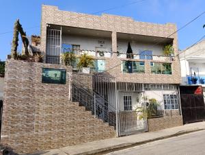 Tòa nhà nơi căn hộ tọa lạc