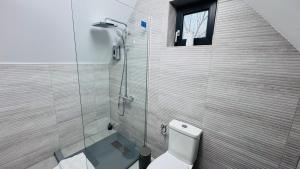 Foto dalla galleria di IezerVenture Cabins - Pai a Şelari