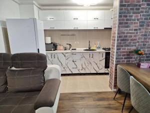 Køkken eller tekøkken på Sir Fundeni Hotel