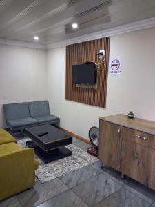 TV/trung tâm giải trí tại Eazistay Motel - Letlhabile