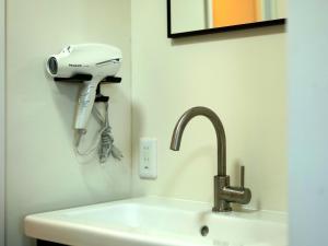 Koupelna v ubytování ゲストハウス真鶴の家-Guest House Manazuru House + 42 fotografií