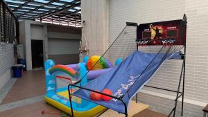 Večerní zábavní program pro hosty v ubytování Dou Dou Long Homestay + 56 fotografií