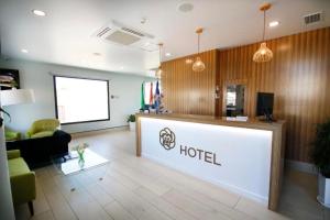 Lobbyen eller receptionen på Hotel Monesterio + 92 billeder