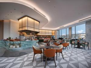 Posezení v ubytování Holiday Inn Qingdao CBD by IHG