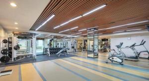 Fitness centrum a/nebo fitness zařízení v ubytování Haihua Hotel Hangzhou