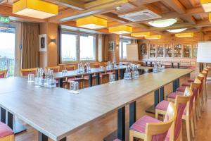 Khu vực hỗ trợ khách đi công tác/phòng hội thảo tại Berg-Gasthof Hötzelein