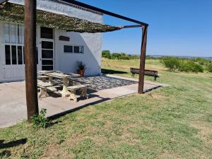 Budova, kde se prázdninový dům nachází + 22 fotografií