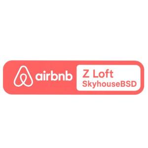 een rood etiket met de tekst z lot sixbestos bij Z Loft Skyhouse BSD in Samporo