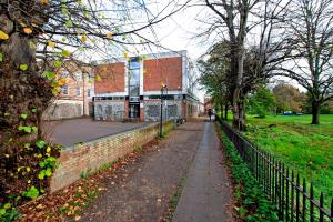 Okolí hotelu + 109 fotografií