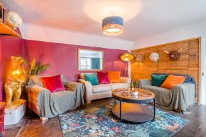 Et opholdsområde på 3 Bed in Wotton-under-Edge oc-l33488