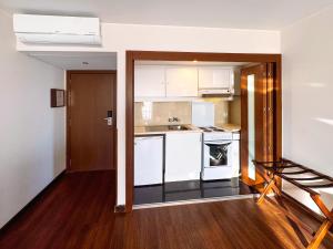 Køkken eller tekøkken på Hotel Vila Galé Cascais T1 542