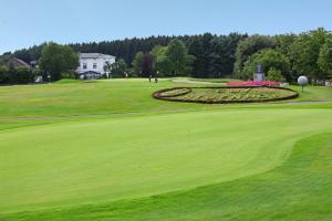 Aed väljaspool majutusasutust Golfhotel Gut Neuenhof