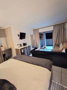 Giường trong phòng chung tại BoniM Guesthouse - aka Magisha Guesthouse