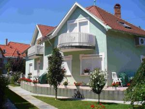 The building in which the homestay is located