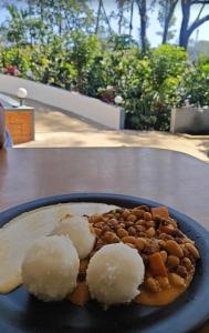 Mad i den private indkvartering eller i nærheden