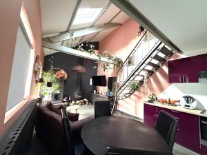 Fotografie z fotogalerie ubytování La petite Maison Cocooning et son petit jardin cosy v destinaci Genech