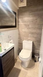 Phòng tắm tại Departamento Pleno Centro Puerto Varas