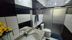 Et badeværelse på Suite Double-Climatizada-Centro