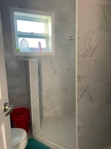 Et badeværelse på Bella Blus Villa