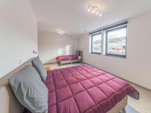 Postel nebo postele na pokoji v ubytování Modern apartment in Forrières with pool + 27 fotografií