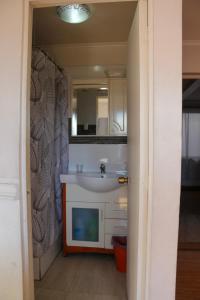 Kuchyň nebo kuchyňský kout v ubytování Cómoda Casa Cerca de la playa y el Mall 3B, 3D