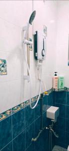 Koupelna v ubytování 2F-Homestay at Pontian, MusIim-friendly accommodation