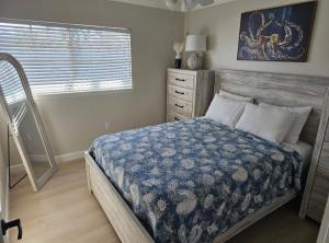 En eller flere senge i et værelse på No Shoes Required + 26 billeder