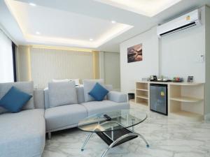 Photo de la galerie de l'établissement Siam Sky Pattaya Hotel, 