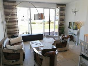 TV/trung tâm giải trí tại Ferienhaus Villa Seeblick - ABC223