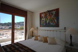 Легло или легла в стая в Lets Holidays Tossa de Mar Beach Apartment