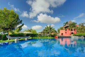 Bazén v ubytování Asia Gardens Hotel & Thai Spa, a Royal Hideaway Hotel nebo v jeho okolí