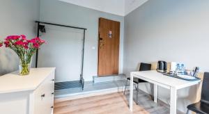 Príslušenstvo na prípravu kávy alebo čaju v ubytovaní Sereno Apartments