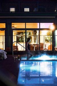 Bazén v ubytování Hotel Jerome, An Auberge Resort nebo v jeho okolí