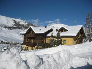 Gallery image of Chalet Freita in Livigno